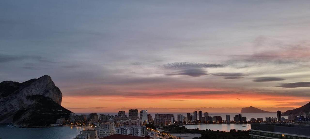 Esmeralda Suites Sunrise Con Piscina Calpe Ngoại thất bức ảnh